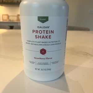 Isalean Strawberry Protein Shake